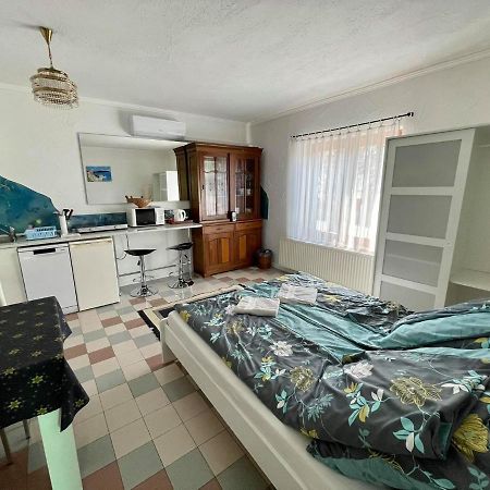 Jorgos Apartman 凯斯特海伊 外观 照片
